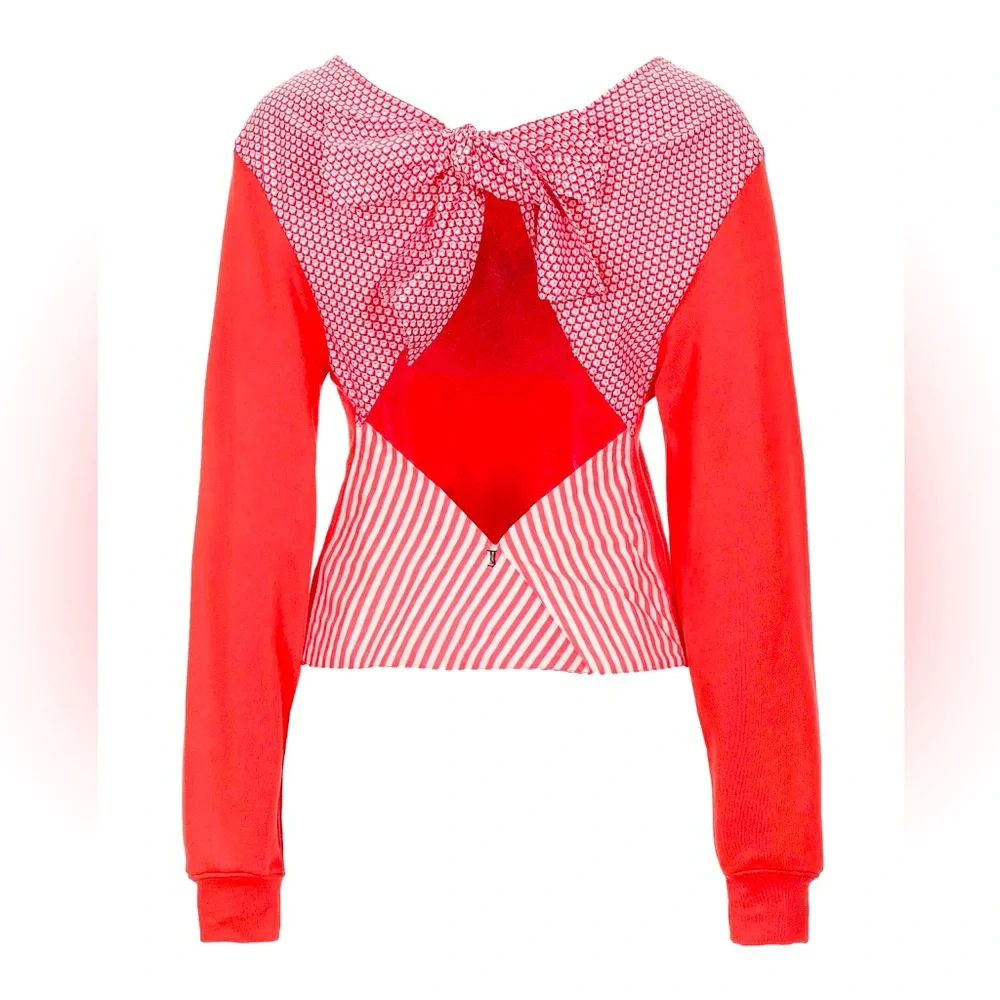 JIJIL NWT tie back “Amor” Sweatshirt! Size Small - Picture 1 of 2